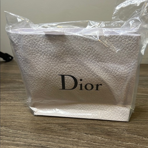 Dior Prestige Pre-Training Kit - Picture 1 of 2